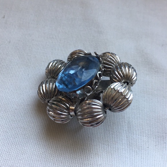 Vintage Coro Silver Tone Blue Rhinestone Clip On Earrings - Picture 7 of 8